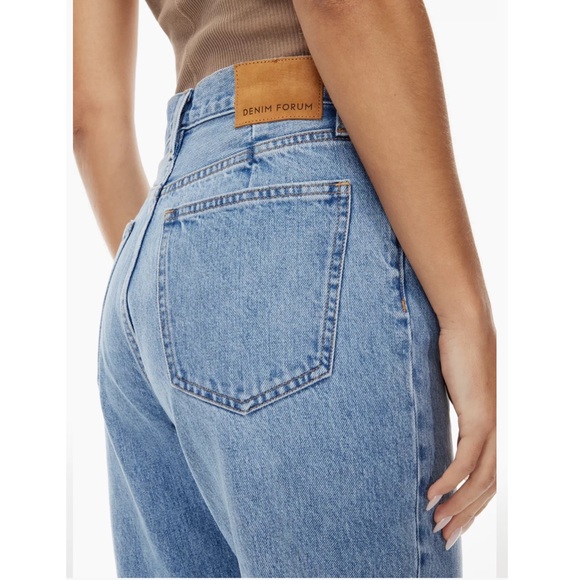 NWOT Aritzia Denim Forum The Anita Super High Pleated Loose 28L size 24 - Picture 5 of 13